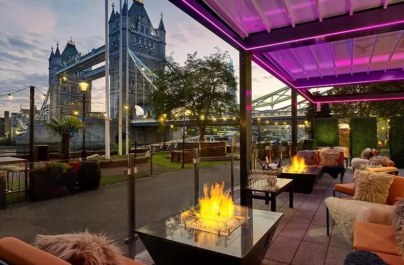 Outdoor seating - The Tower Hotel